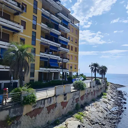 Apartamento A Casa Di Vale San Lorenzo al Mare